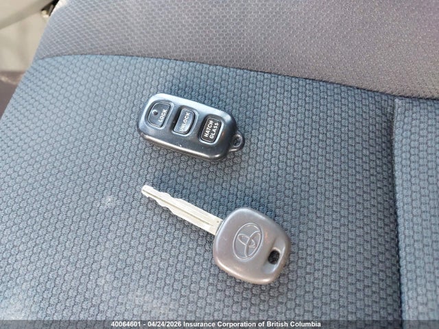 2008 Toyota Matrix Xr მანქანა იყიდება აუქციონზე, vin: 2T1KR32E58C706617, აუქციონის ნომერი: 40064601