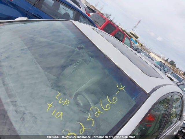 2004 Toyota Camry Le/xle/se მანქანა იყიდება აუქციონზე, vin: 4T1BF32KX4U582366, აუქციონის ნომერი: 40054139