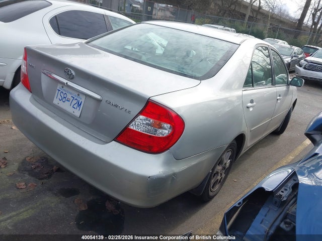 2004 Toyota Camry Le/xle/se მანქანა იყიდება აუქციონზე, vin: 4T1BF32KX4U582366, აუქციონის ნომერი: 40054139