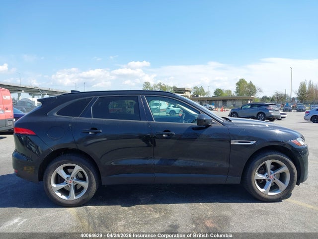 SADCJ2FN4JA253573 Jaguar F-pace Premium