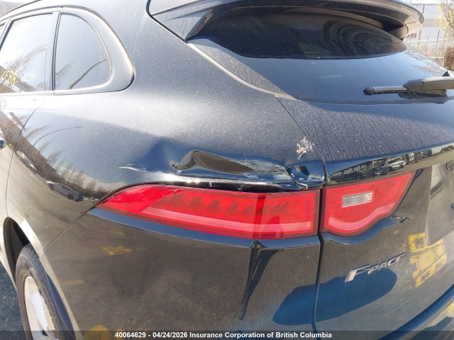 SADCJ2FN4JA253573 Jaguar F-pace Premium