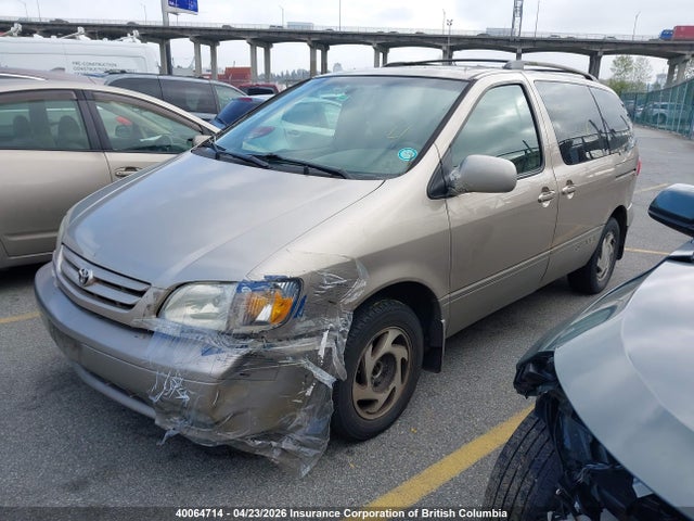 2002 Toyota Sienna Le/xle მანქანა იყიდება აუქციონზე, vin: 4T3ZF13C32U415605, აუქციონის ნომერი: 40064714