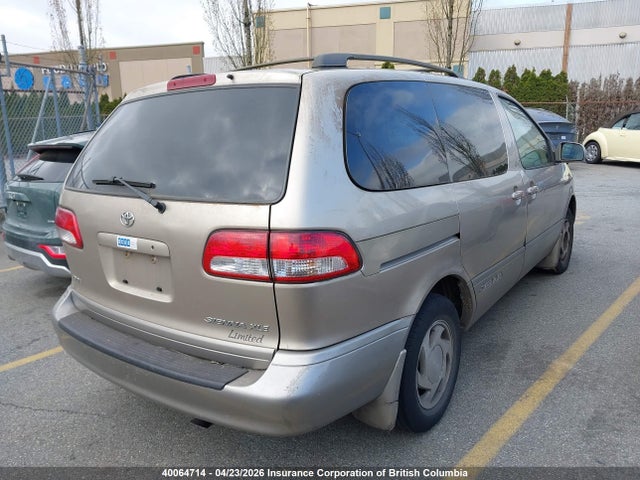 2002 Toyota Sienna Le/xle მანქანა იყიდება აუქციონზე, vin: 4T3ZF13C32U415605, აუქციონის ნომერი: 40064714