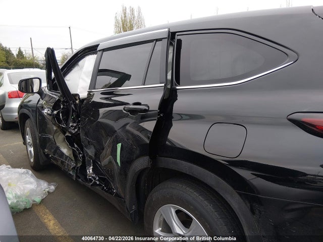 Toyota Highlander Hybrid Le 2025 5TDBBRCH8SS686233 Image 15