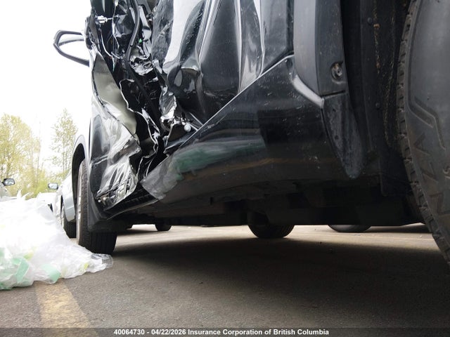 Toyota Highlander Hybrid Le 2025 5TDBBRCH8SS686233 Image 19