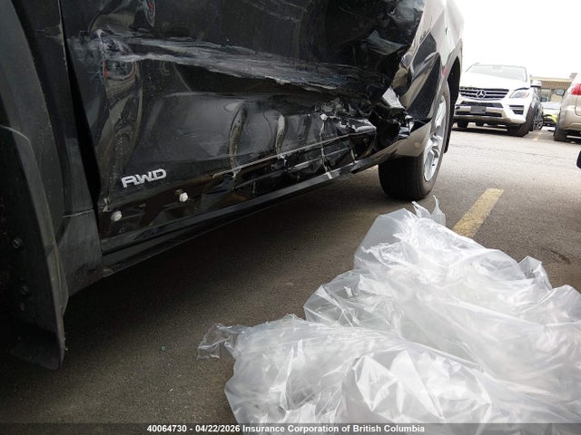 40064730 :رقم المزاد ، 5TDBBRCH8SS686233 vin ، 2025 Toyota Highlander Hybrid Le مزاد بيع