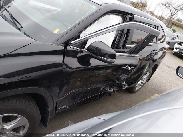 Toyota Highlander Hybrid Le 2025 5TDBBRCH8SS686233 Image 6