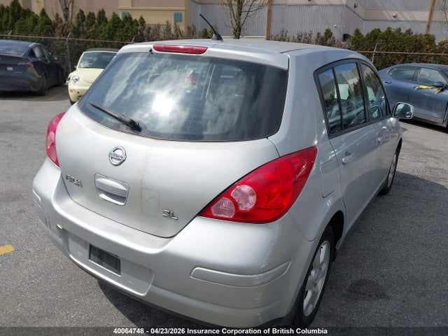 40064748 :رقم المزاد ، 3N1BC13E48L424926 vin ، 2008 Nissan Versa مزاد بيع