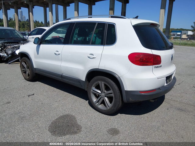 Продажа на аукционе авто 2017 Volkswagen Tiguan Highline, vin: WVGLV7AX8HW500723, номер лота: 40063643