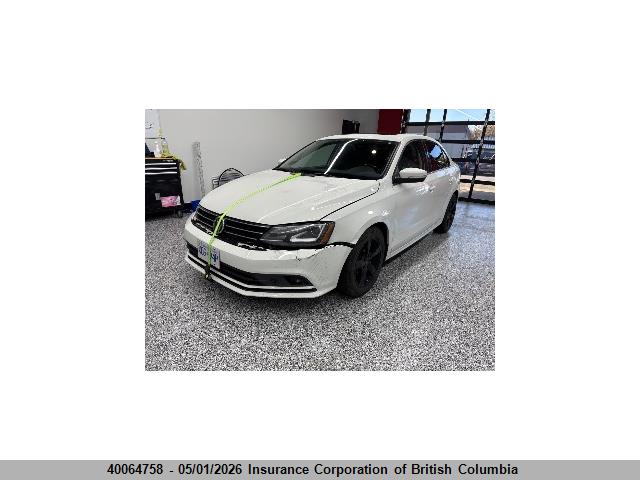 3VWLA7AJ1FM273090 Volkswagen Jetta