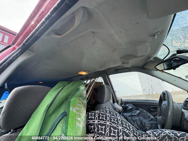 40064772 :رقم المزاد ، 2CNBJ13C9Y6956173 vin ، 2000 Chevrolet Tracker مزاد بيع