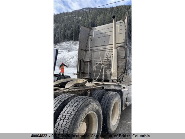 Aukcja sprzedaży 2016 Volvo Vn L, vin: 4V4NC9EH1GN929647, numer aukcji: 40064822