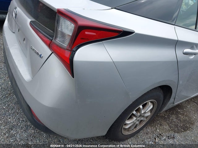 JTDL9RFU5K3004631 Toyota Prius