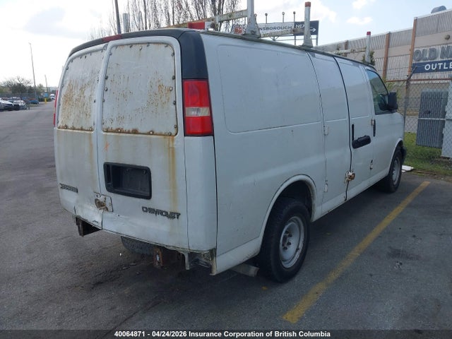 40064871 :رقم المزاد ، 1GCFG15X151231752 vin ، 2005 Chevrolet Express مزاد بيع