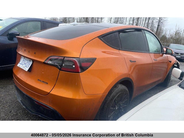 7SAYGDEE0NF393178 Tesla Model Y