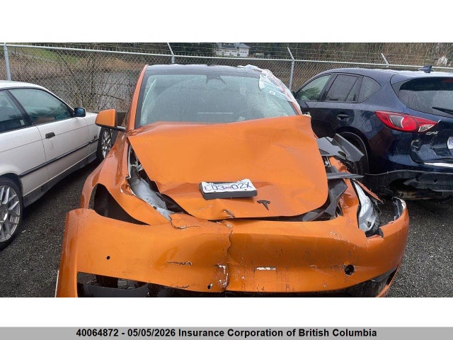 7SAYGDEE0NF393178 Tesla Model Y