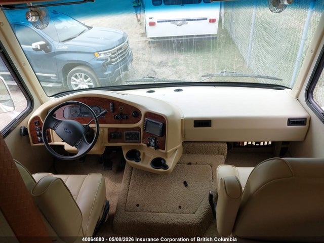 40064880 :رقم المزاد ، 1F6MF53Y690A01393 vin ، 2009 Ford F550 Super Duty Stripped Chass مزاد بيع