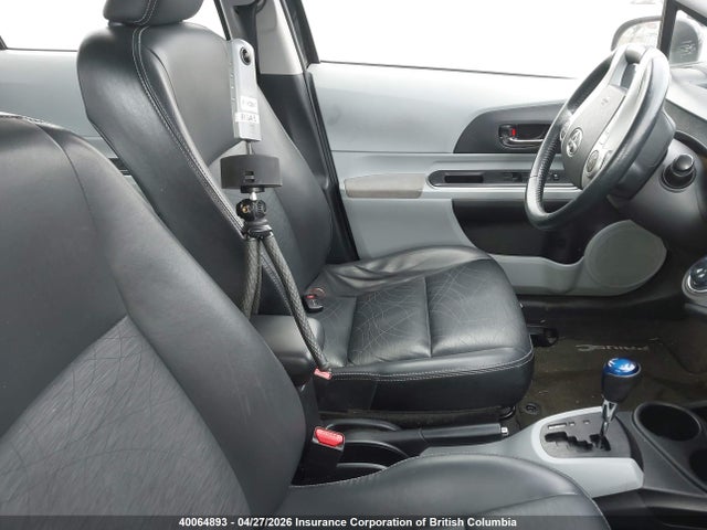 2014 Toyota Prius მანქანა იყიდება აუქციონზე, vin: JTDKDTB36E1079097, აუქციონის ნომერი: 40064893