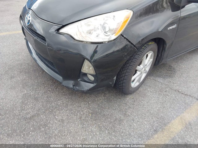 2014 Toyota Prius მანქანა იყიდება აუქციონზე, vin: JTDKDTB36E1079097, აუქციონის ნომერი: 40064893