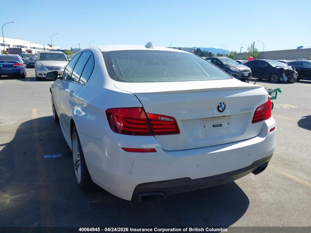 40064945 :رقم المزاد ، WBAFU9C5XBC786298 vin ، 2011 Bmw 550i مزاد بيع