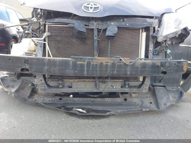 40063221 :رقم المزاد ، 5TDDK3DC5BS012629 vin ، 2011 Toyota Sienna Xle/limited مزاد بيع