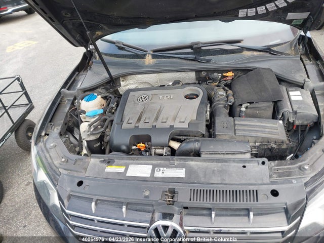 2013 Volkswagen Passat Sel მანქანა იყიდება აუქციონზე, vin: 1VWCN7A39DC145443, აუქციონის ნომერი: 40064976