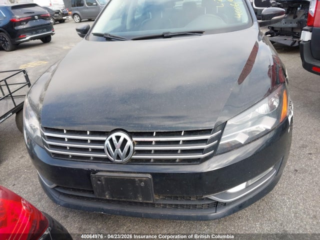 2013 Volkswagen Passat Sel მანქანა იყიდება აუქციონზე, vin: 1VWCN7A39DC145443, აუქციონის ნომერი: 40064976