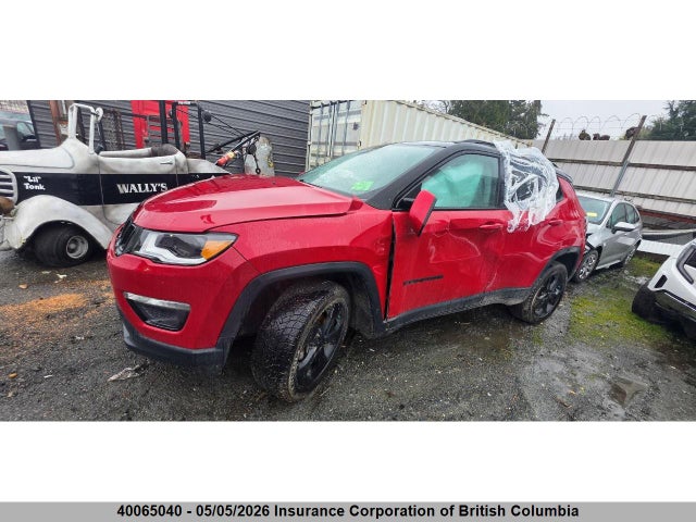 Jeep Compass Latitude 2019 3C4NJDBB4KT826722 Image 2
