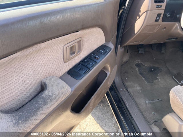 1999 Toyota 4runner Sr5 მანქანა იყიდება აუქციონზე, vin: JT3HN86R8X0250996, აუქციონის ნომერი: 40065102