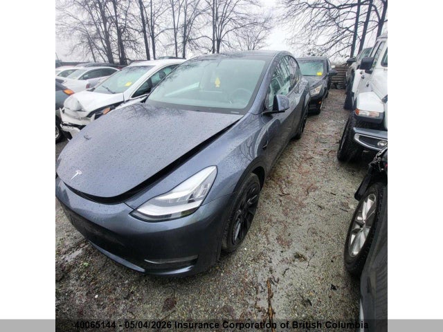 Tesla Model Y 2021 5YJYGDEE3MF283835 Image 2