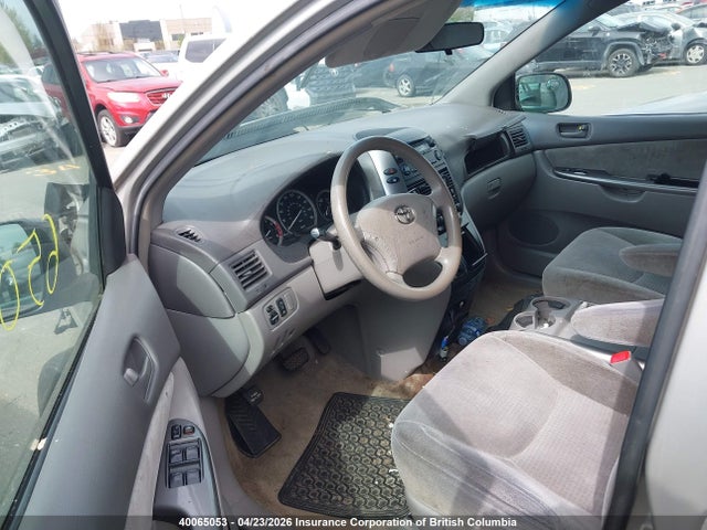 40065053 :رقم المزاد ، 5TDZK29C88S101001 vin ، 2008 Toyota Sienna Ce مزاد بيع