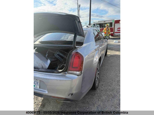 40065175 :رقم المزاد ، 2C3CCAGG5HH591449 vin ، 2017 Chrysler 300 مزاد بيع