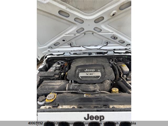 1C4BJWDG6JL886163 Jeep Wrangler Unlimited Sport