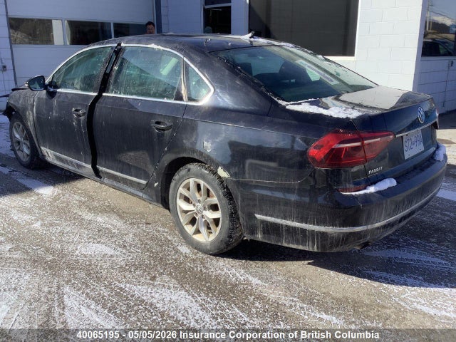 2017 Volkswagen Passat S მანქანა იყიდება აუქციონზე, vin: 1VWAT7A33HC082021, აუქციონის ნომერი: 40065195