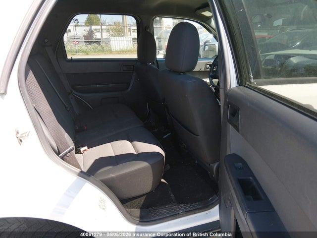 40061279 :رقم المزاد ، 1FMCU9DG5CKA24702 vin ، 2012 Ford Escape Xlt مزاد بيع