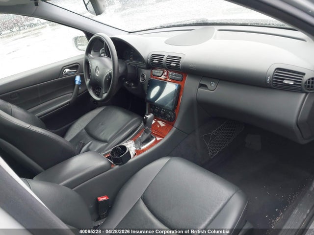 40065228 :رقم المزاد ، WDBRF61J63F382616 vin ، 2003 Mercedes-benz C 240 مزاد بيع