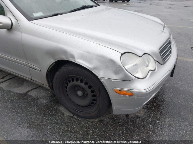 40065228 :رقم المزاد ، WDBRF61J63F382616 vin ، 2003 Mercedes-benz C 240 مزاد بيع