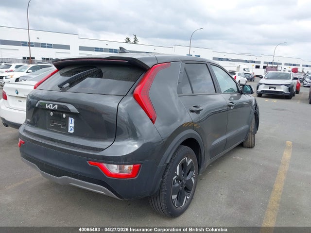 KNDCP3L19S5143081 KIA Niro