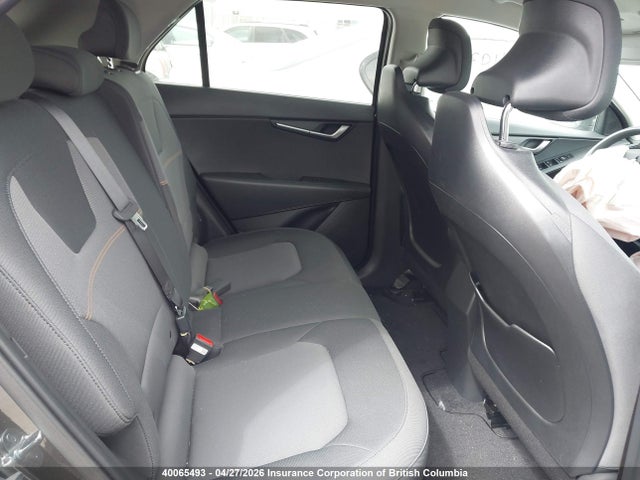 KNDCP3L19S5143081 KIA Niro