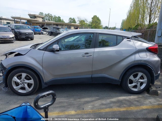 2018 Toyota C-hr მანქანა იყიდება აუქციონზე, vin: NMTKHMBX4JR001801, აუქციონის ნომერი: 40065515