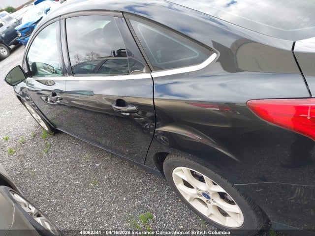 40062341 :رقم المزاد ، 1FAHP3J2XCL397984 vin ، 2012 Ford Focus Titanium مزاد بيع