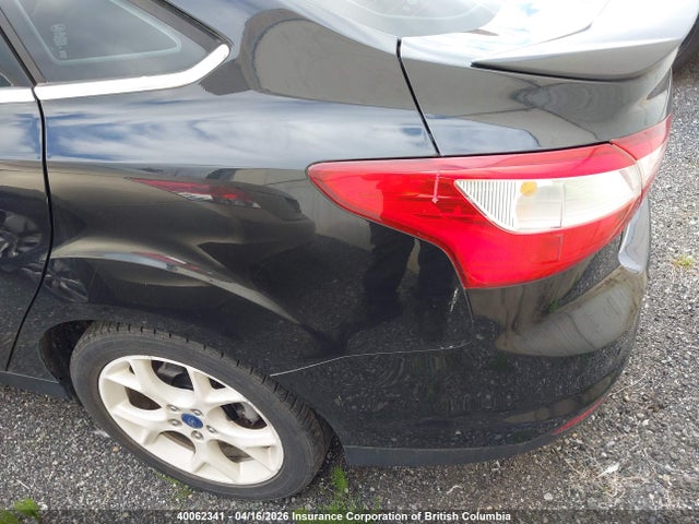 40062341 :رقم المزاد ، 1FAHP3J2XCL397984 vin ، 2012 Ford Focus Titanium مزاد بيع