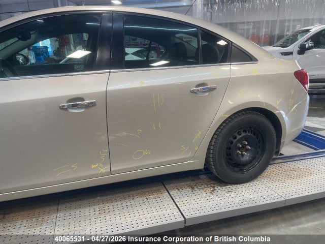1G1PE5SB4F7122428 Chevrolet Cruze