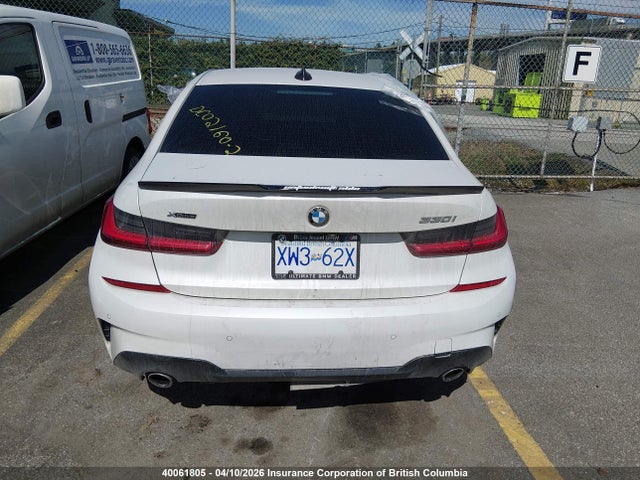 3MW5R7J03L8B22359 BMW 330XI