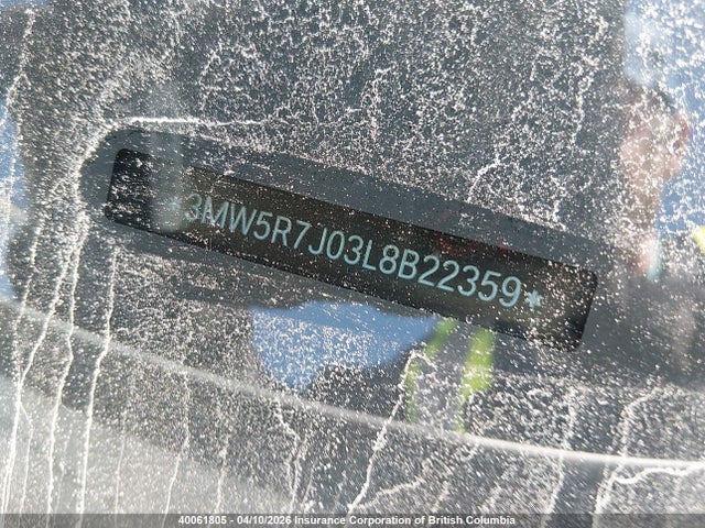 3MW5R7J03L8B22359 BMW 330XI