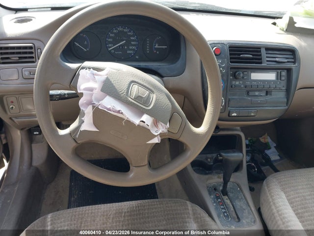 Продаж на аукціоні авто 2000 Honda Civic Lx, vin: 2HGEJ6638YH933953, номер лоту: 40060410
