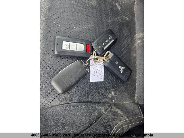 JA4AJ4AW4HZ612831 Mitsubishi RVR