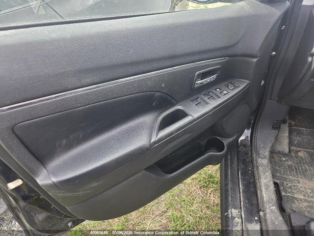 JA4AJ4AW4HZ612831 Mitsubishi RVR