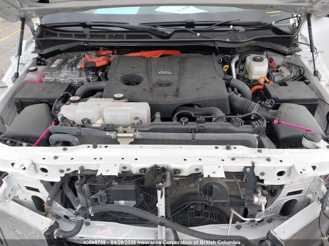 40065709 :رقم المزاد ، 5TFMC5DB4NX005203 vin ، 2022 Toyota Tundra Hybrid Platinum مزاد بيع