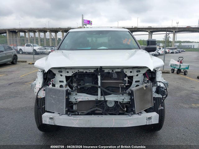 40065709 :رقم المزاد ، 5TFMC5DB4NX005203 vin ، 2022 Toyota Tundra Hybrid Platinum مزاد بيع